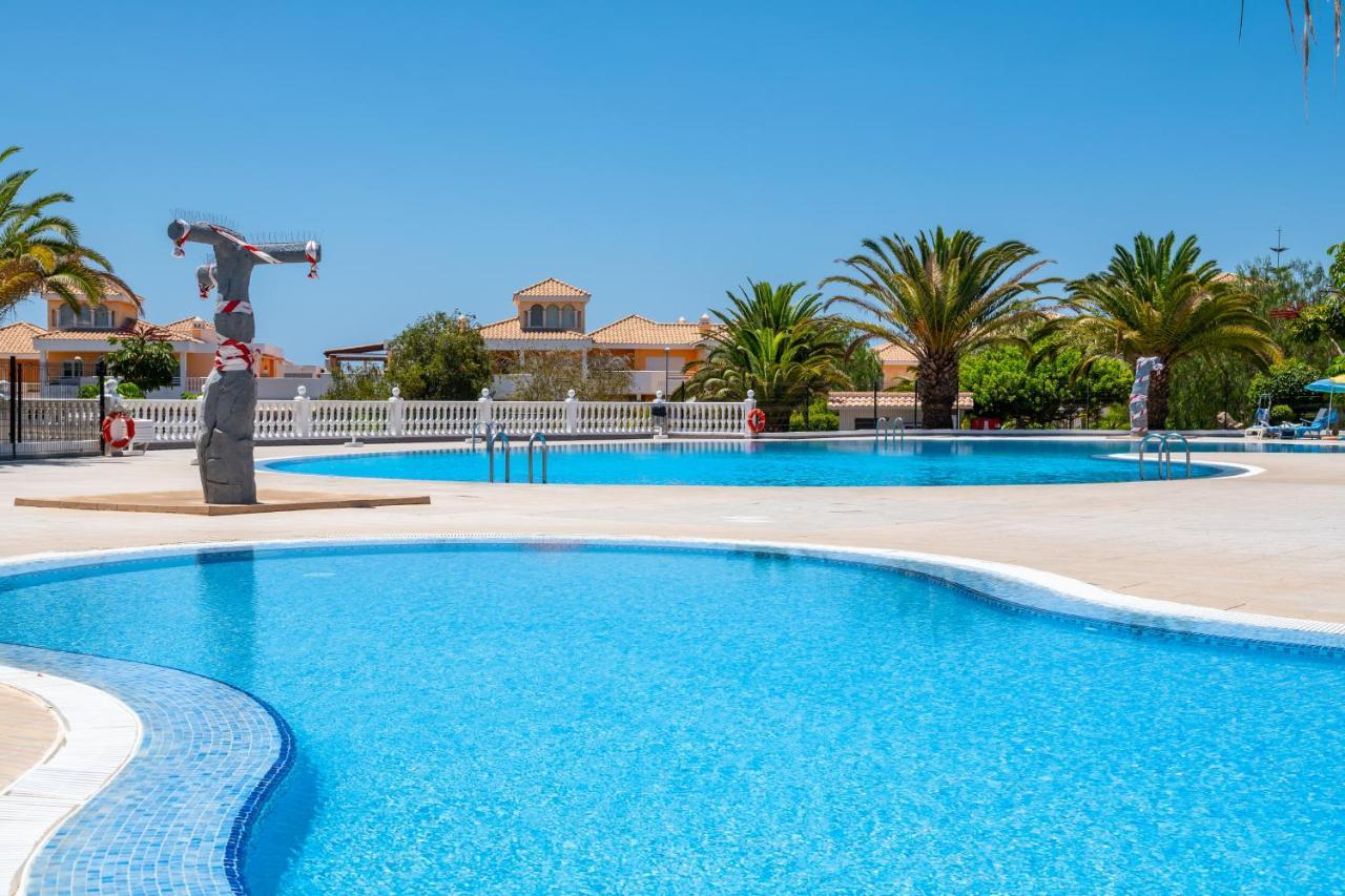 3c ÁTICO VISTA HERMOSA WIFI POOL,TENNIS,PADEL,PARK Los Cristianos  Exterior foto